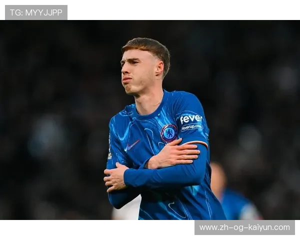 切尔西高位逼抢断球,帕尔默单刀推射入网 切尔西高位逼抢断球,帕尔默单刀推射入网